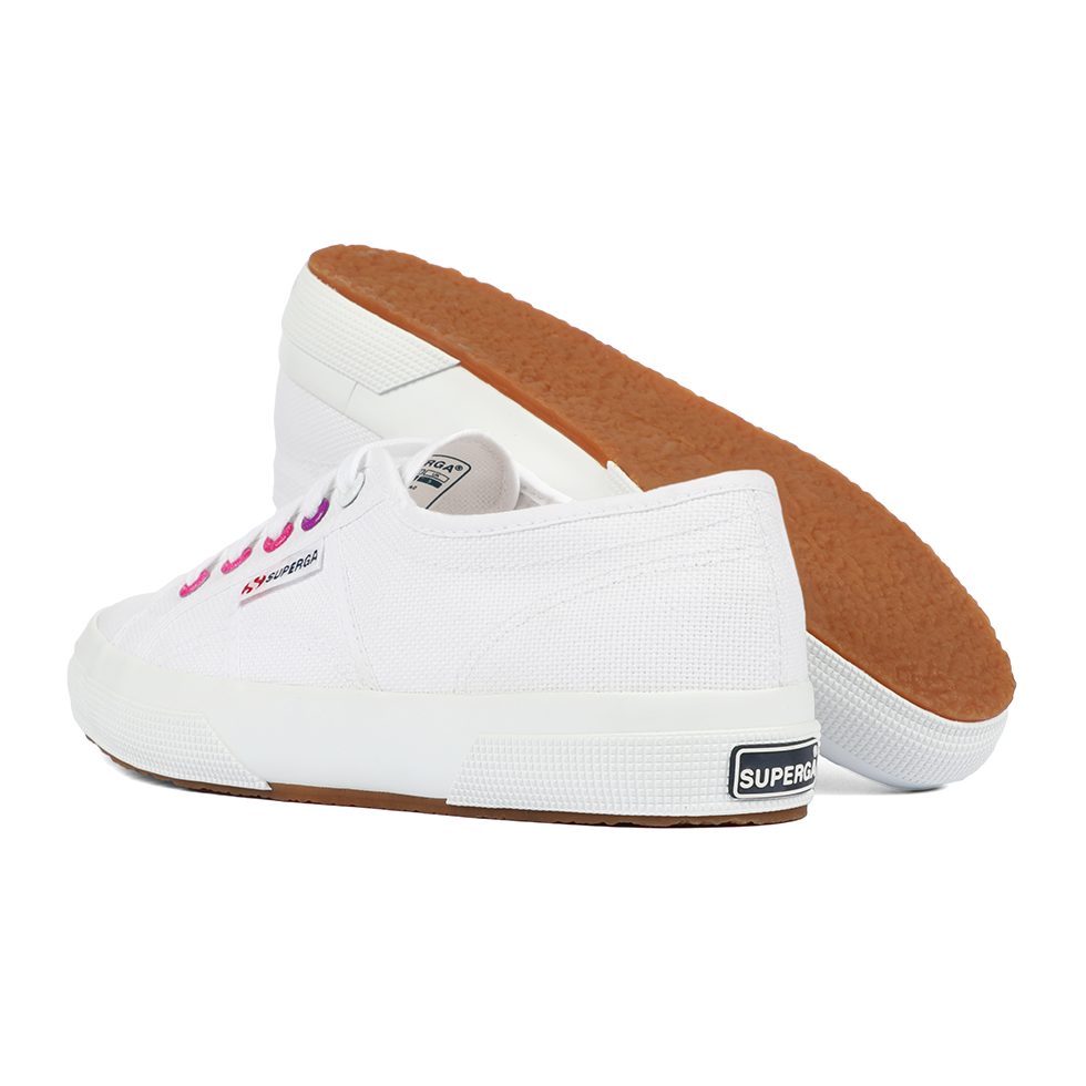 Superga 2750 Community – Demure Delight